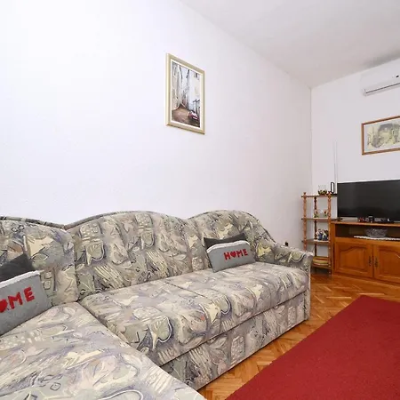 Apartamento Apartment Fani *