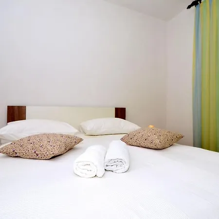 Apartment Fani * 트로기르