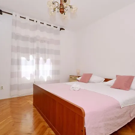 Apartment Fani Trogir